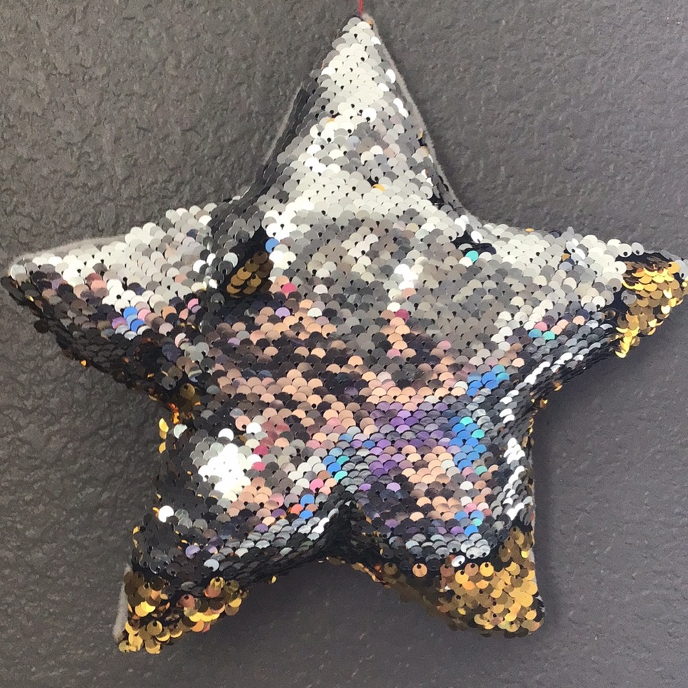 Star pillow
